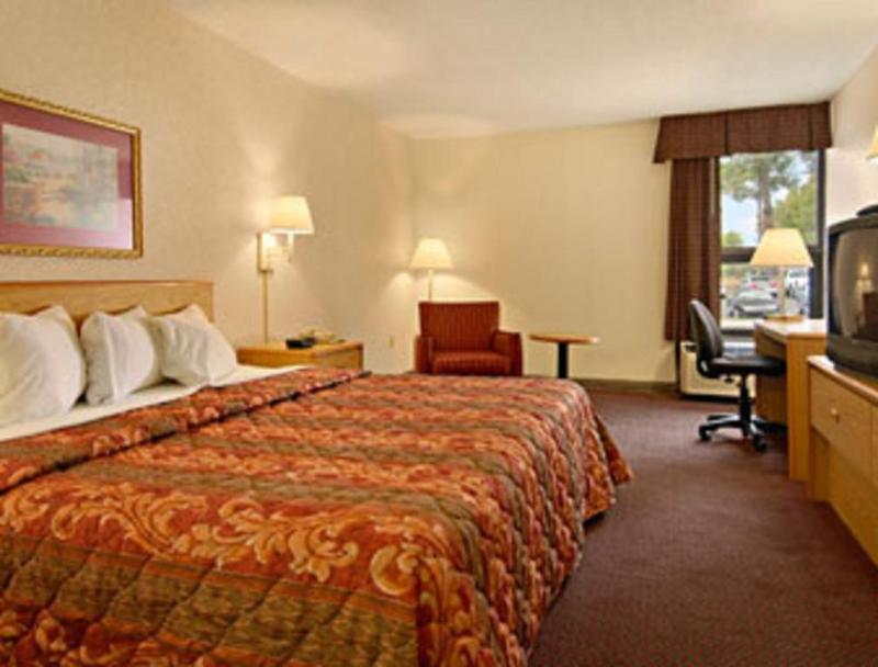 Comfort Inn Nashville - Opryland Area Екстериор снимка